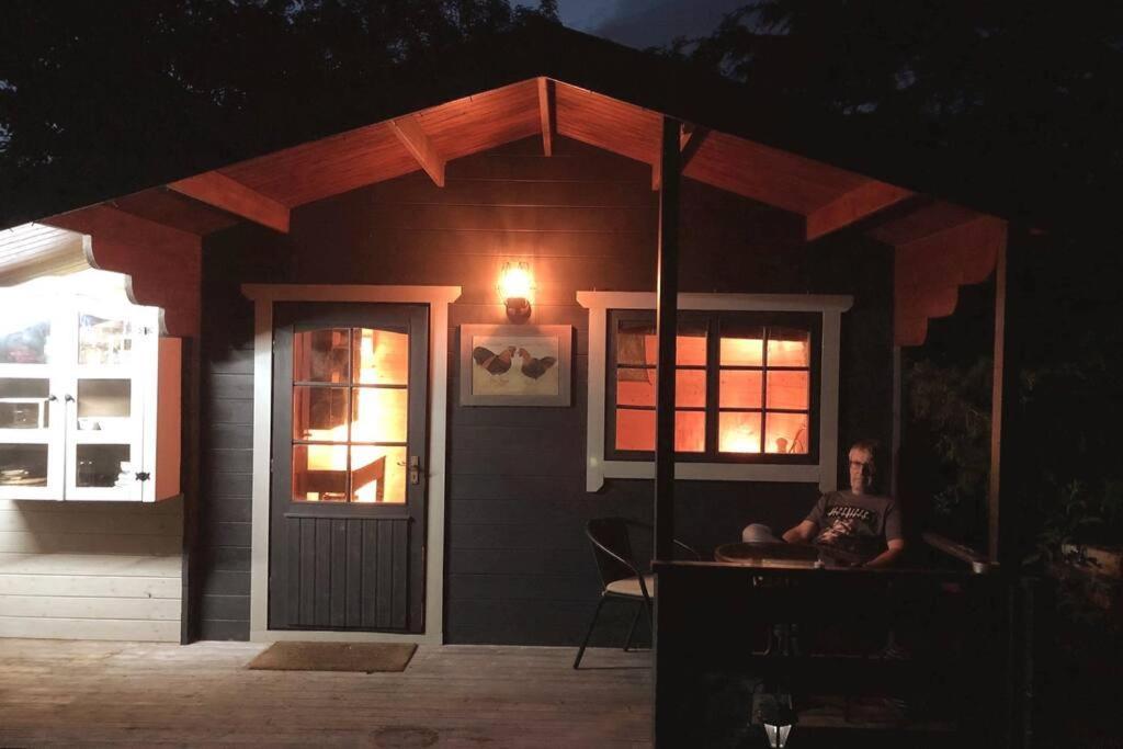 Unique Tiny House Near 3 Peaks - The Zedshed Bentham Exterior foto
